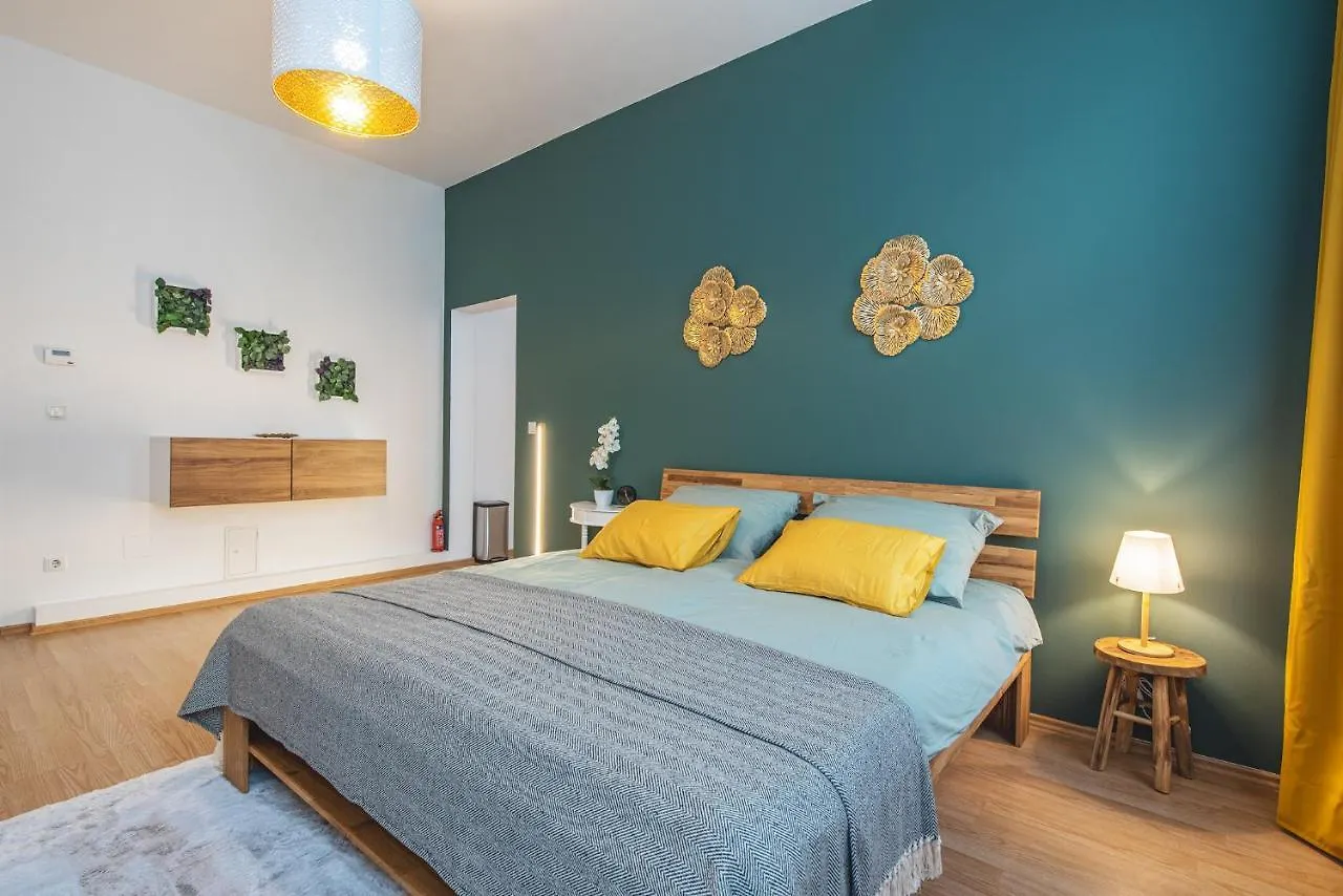 Beautiful Apartment - 12 Minutes To City Center فيينا
