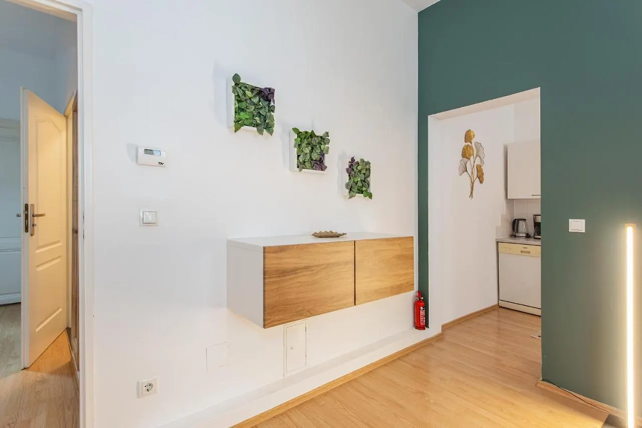 Beautiful Apartment - 12 Minutes To City Center Vienna 0*,